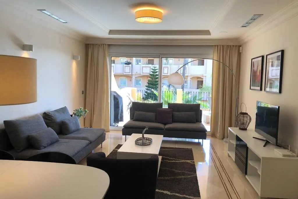 Lagenhet Med 4 Pooler, Gym, Restaurang & Spa Jatte Nara Puerto Banus & Golf Marbella