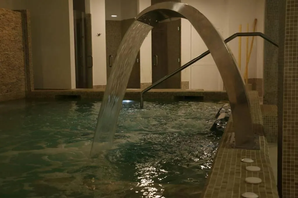 Lagenhet Med 4 Pooler, Gym, Restaurang & Spa Jatte Nara Puerto Banus & Golf Marbella Spain