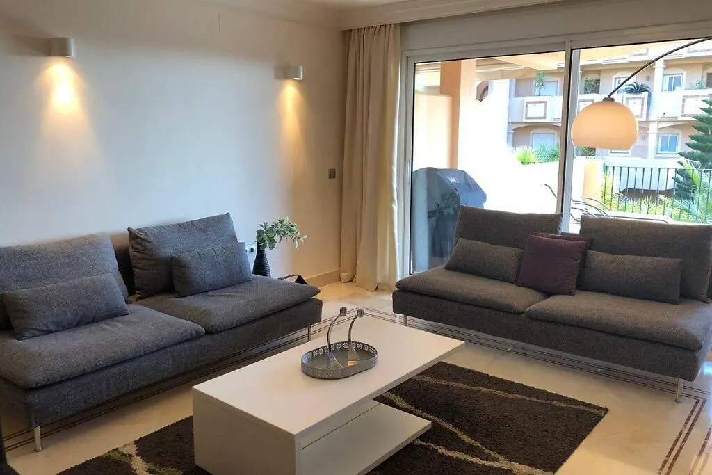 Lagenhet Med 4 Pooler, Gym, Restaurang & Spa Jatte Nara Puerto Banus & Golf Marbella