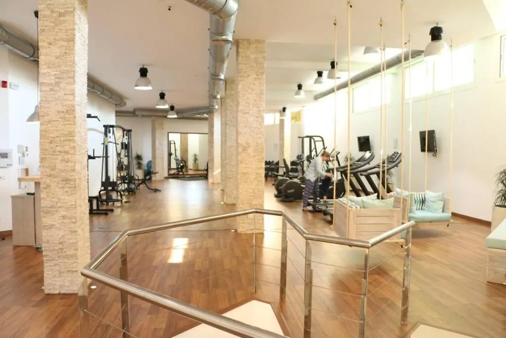 Lagenhet Med 4 Pooler, Gym, Restaurang & Spa Jatte Nara Puerto Banus & Golf Marbella 0*,  Spain