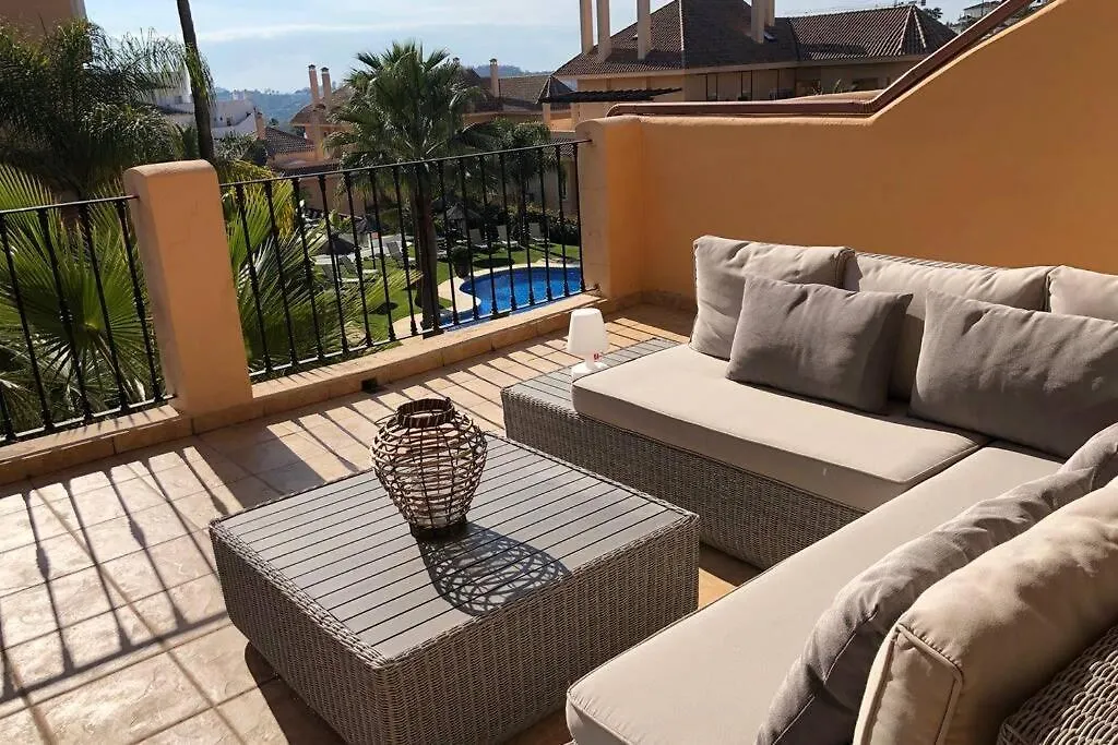 Lagenhet Med 4 Pooler, Gym, Restaurang & Spa Jatte Nara Puerto Banus & Golf Marbella Hiszpania